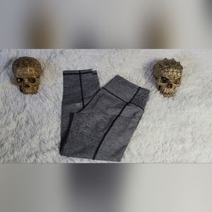 Victoria's Secret Sport VSX Capri Leggings Waist Pocket